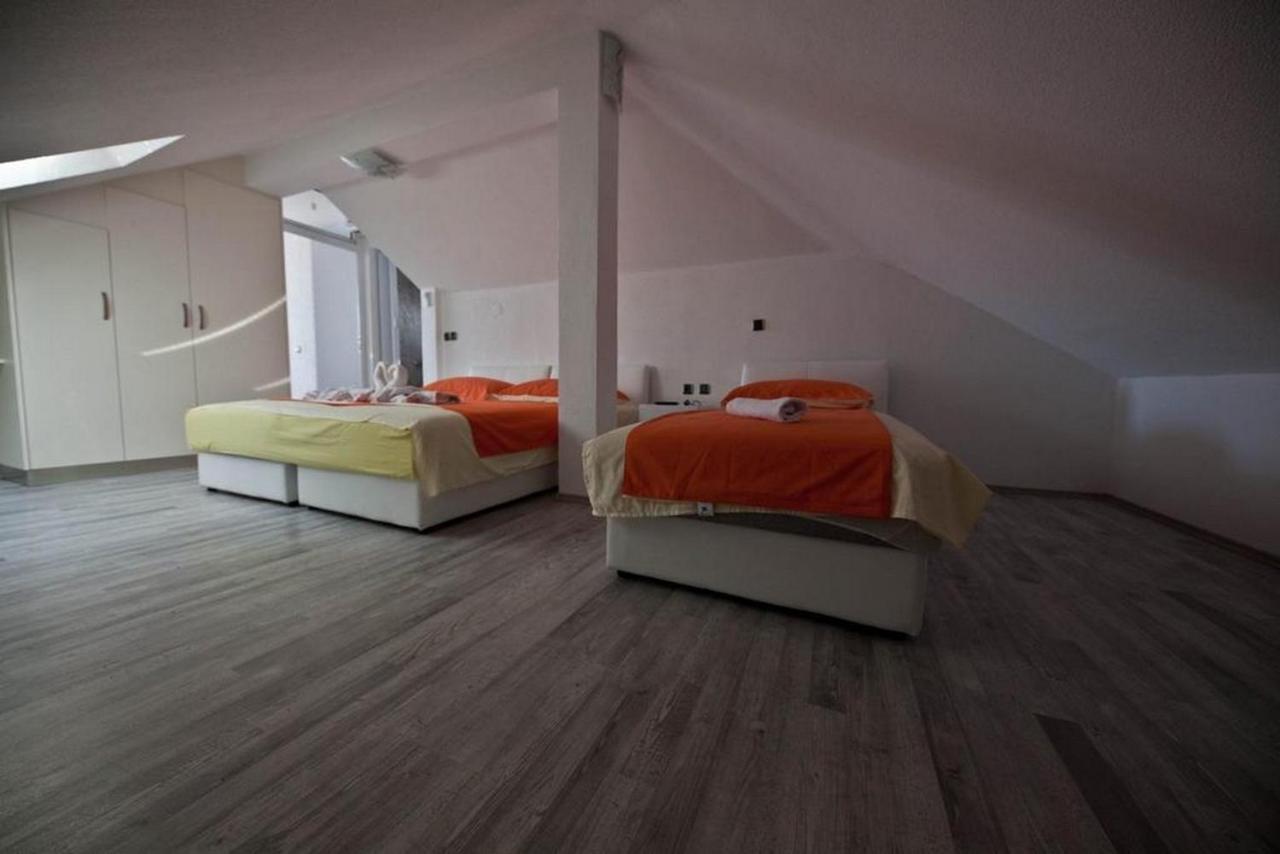 Rooms Aladino Trogir Rom bilde